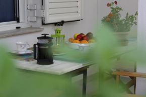 ammar Glyfada 2bdrm apt